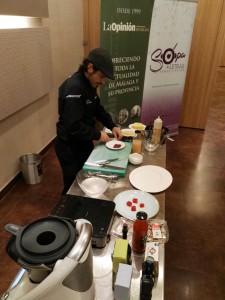 El chef Sergio Garrido en el showcooking del primer encuentro.